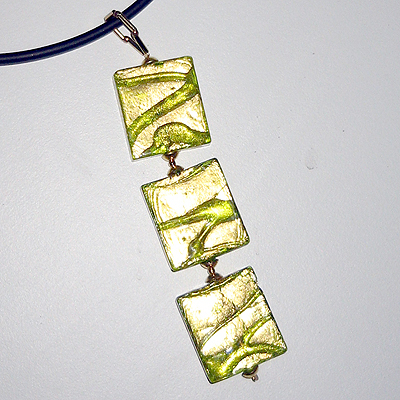 Triple Drop Cubes Necklace - Image 4