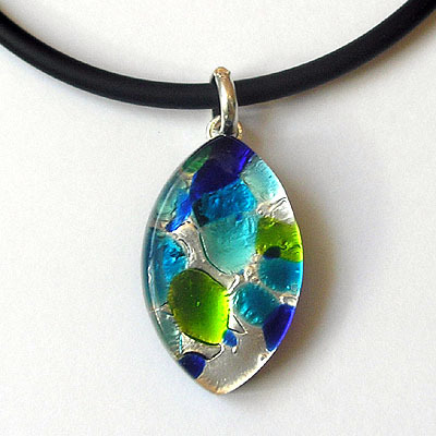 Zu Olivia Pendant - Medium