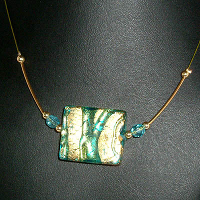 Chunky Cube Gold Lines