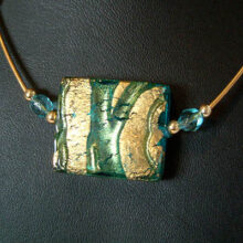 Chunky Cube Gold Lines - Image 3